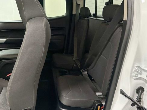 Used 2016 Chevrolet Colorado LT w/ LT Convenience Package image 24