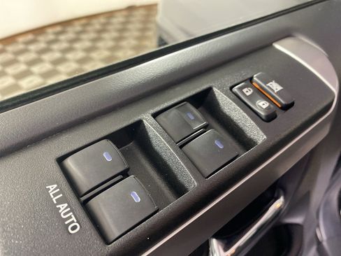 Used 2024 Toyota 4Runner SR5 image 25