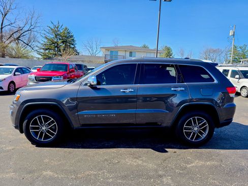 Used 2018 Jeep Grand Cherokee Limited image 13