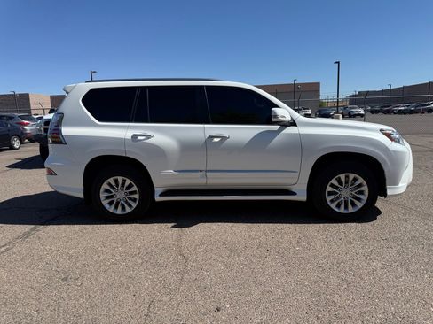 Used 2019 Lexus GX 460 Premium w/ Premium Package AWD/4WD image 4