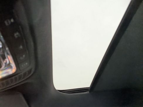 Certified 2025 Mercedes-Benz GLA 250 4MATIC image 25