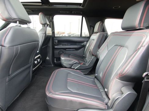 Used 2023 Ford Expedition Max Limited image 7