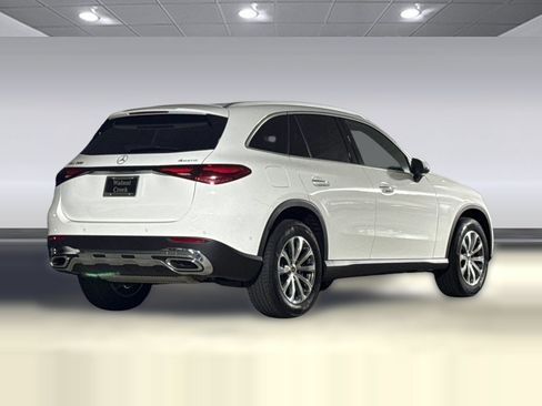 Used 2026 Mercedes-Benz GLC 300 4MATIC image 8