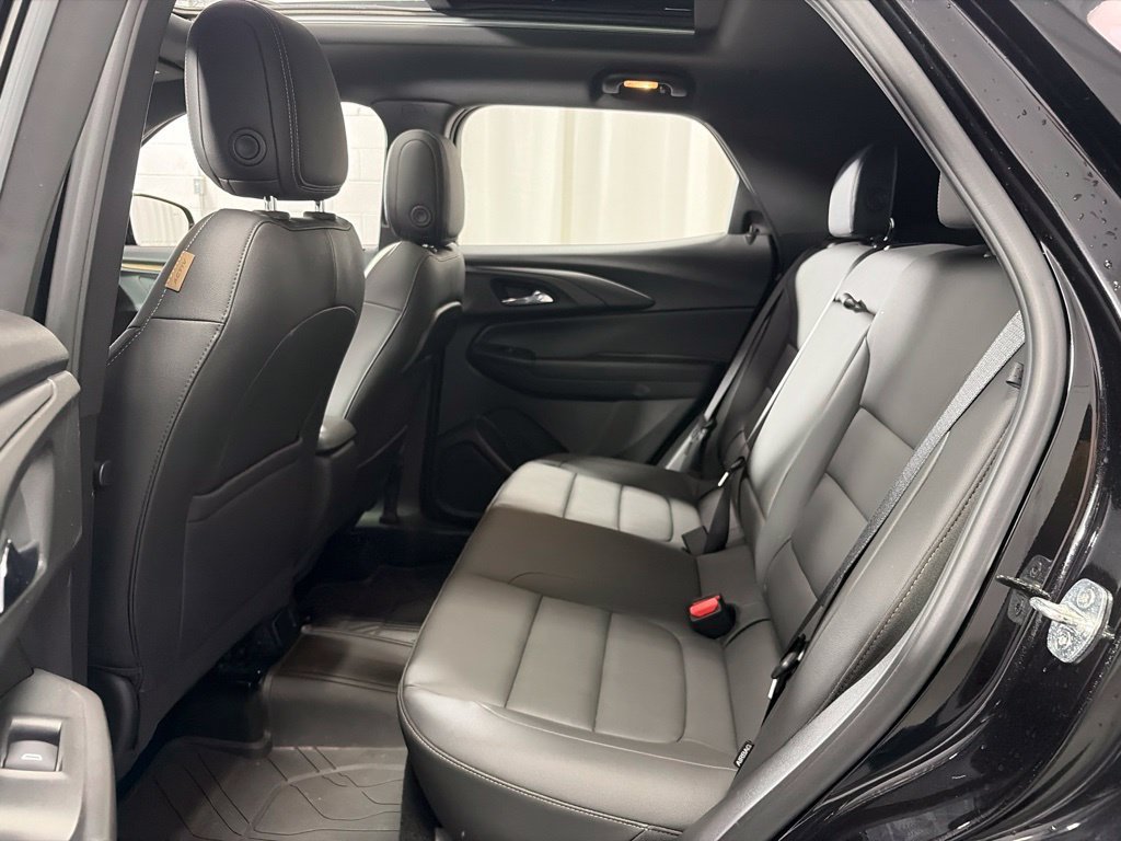 Used 2021 Chevrolet TrailBlazer ACTIV w/ Sun and Liftgate Package AWD/4WD image 30