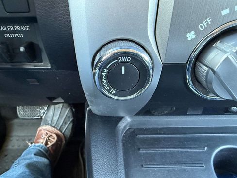 Used 2016 Toyota Tundra SR5 image 64