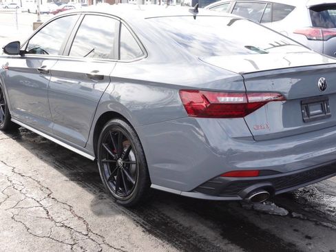 Used 2024 Volkswagen Jetta GLI 40th Anniversary Edition image 9