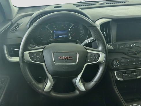 Used 2024 GMC Terrain SLE FWD image 17