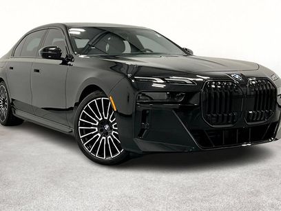 New 2025 BMW 760i xDrive