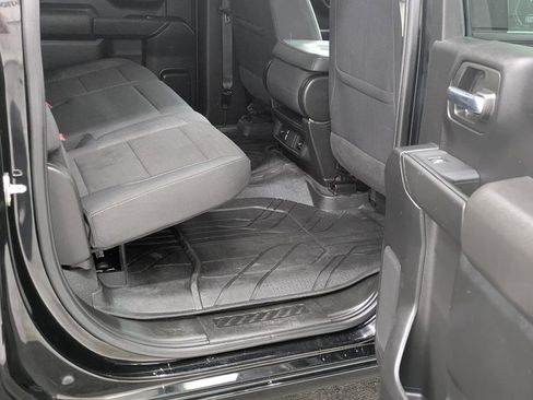 Used 2024 Chevrolet Silverado 1500 Custom image 14