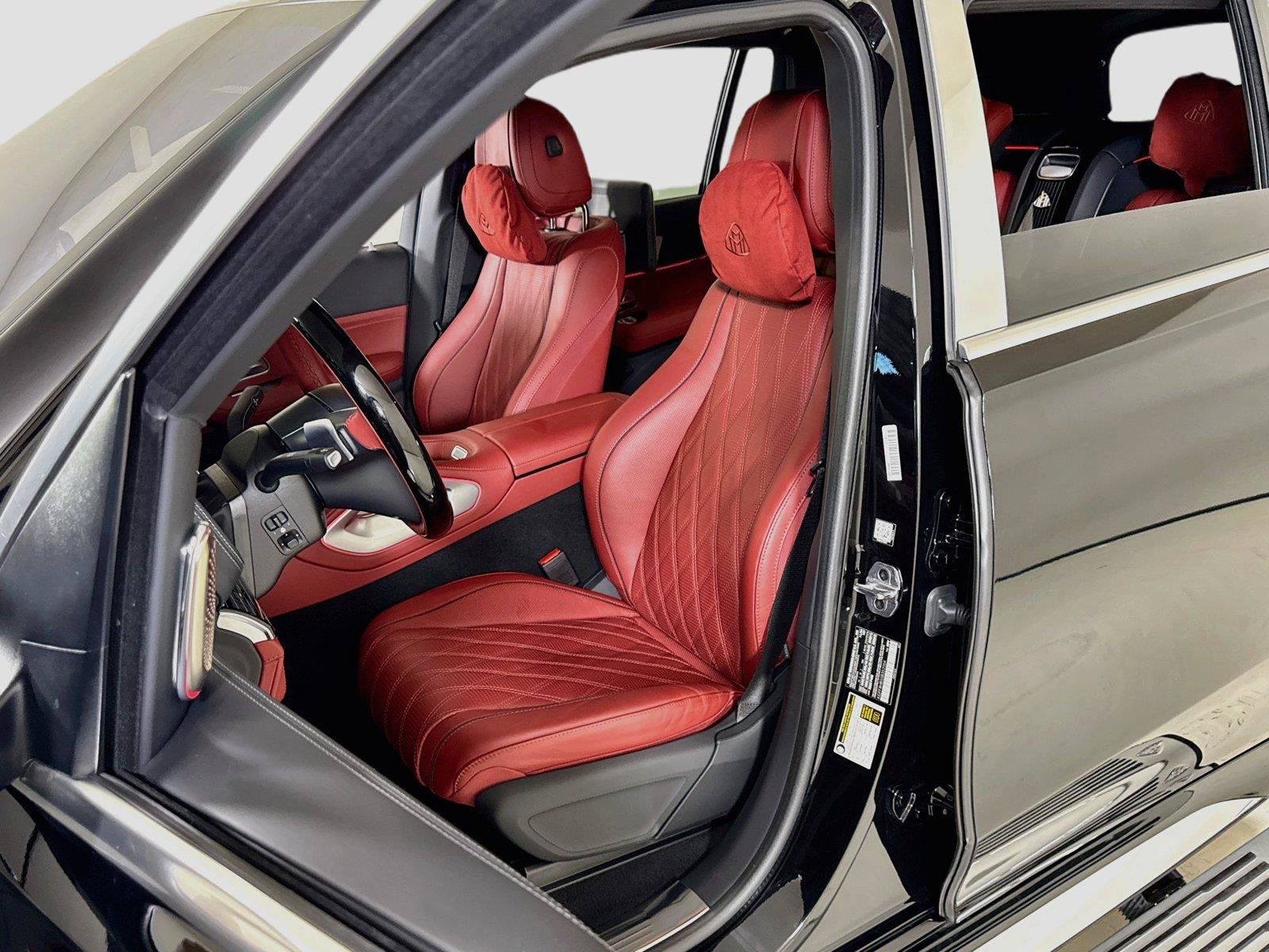Used 2025 Mercedes-Benz Maybach GLS 600 4MATIC image 14