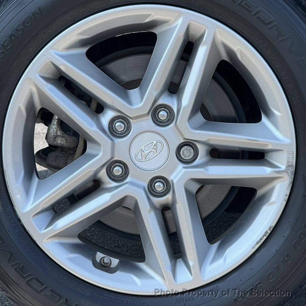 Used 2020 Hyundai Kona SE AWD/4WD image 46