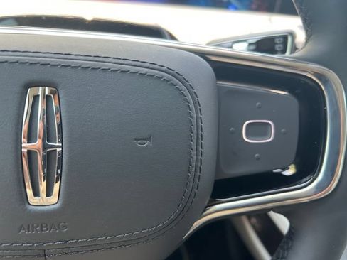New 2026 Lincoln Nautilus Reserve w/ Jet Appearance Package AWD/4WD image 31
