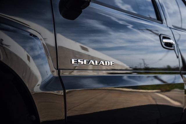 Used 2003 Cadillac Escalade AWD image 24