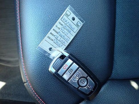 Certified 2022 Ford Explorer ST-Line w/ Class IV Trailer Tow Package image 30