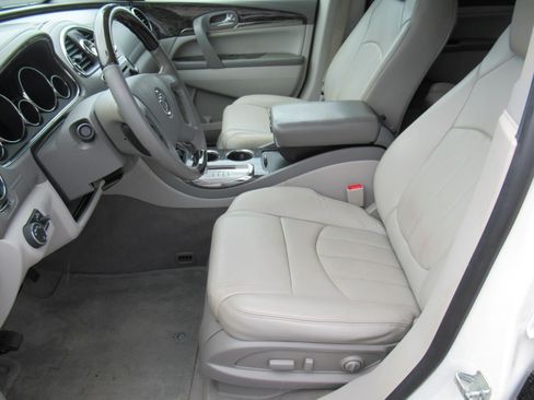 Used 2013 Buick Enclave Leather FWD image 16