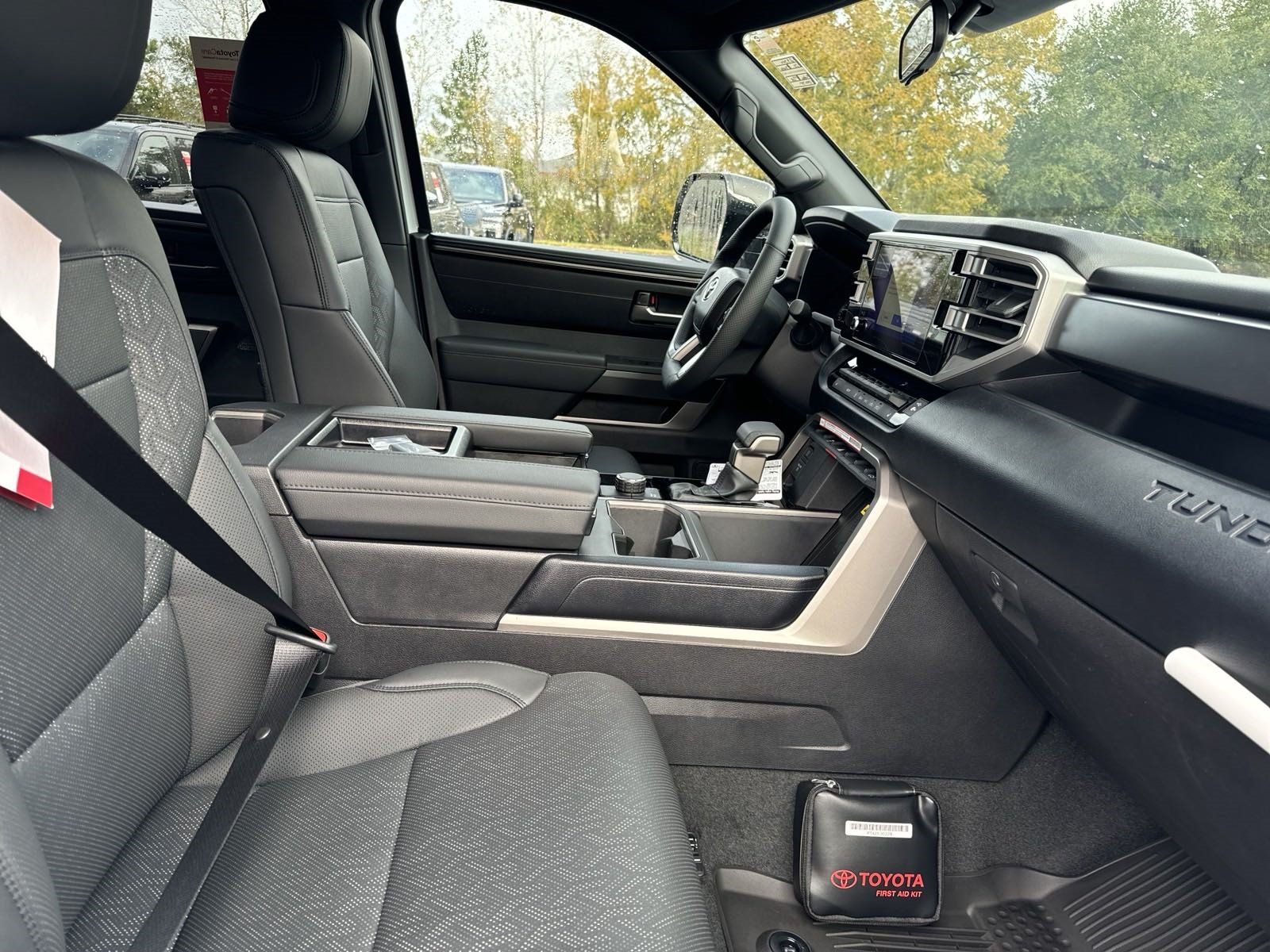 New 2025 Toyota Tundra SR5 w/ SR5 Premium Package RWD image 31