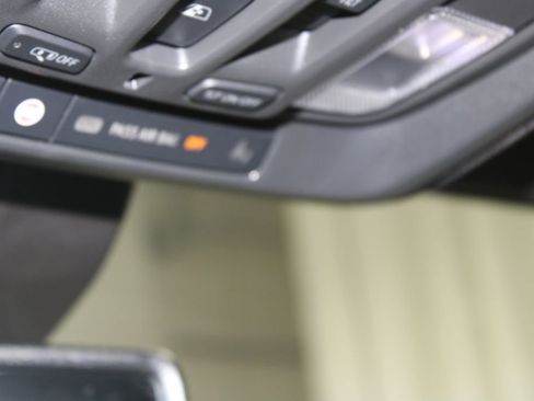 Used 2024 Chevrolet Silverado 1500 High Country w/ High Country Premium Package image 46