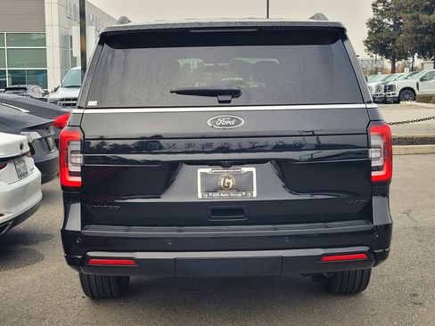 Used 2022 Ford Expedition Max Limited image 5