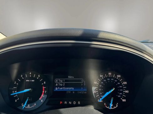Used 2015 Ford Fusion SE FWD image 16