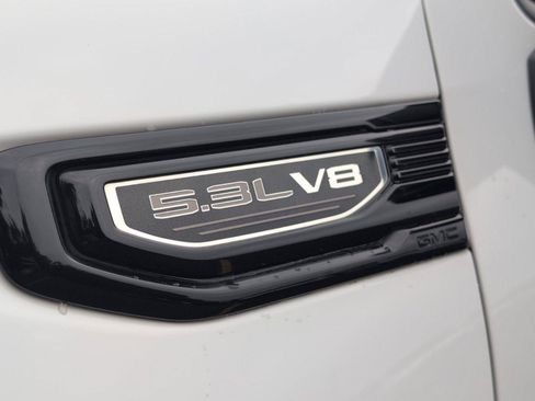 Used 2023 GMC Sierra 1500 Elevation RWD image 10