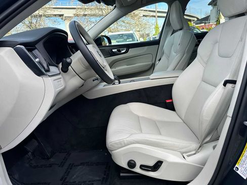 Certified 2024 Volvo XC60 T8 Plus w/ Protection Package Premier image 19