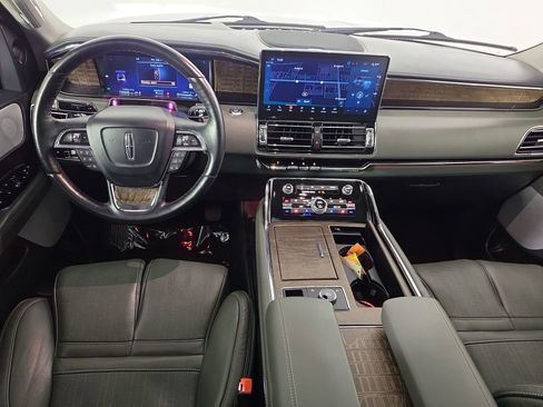 Used 2024 Lincoln Navigator L Black Label AWD/4WD image 35