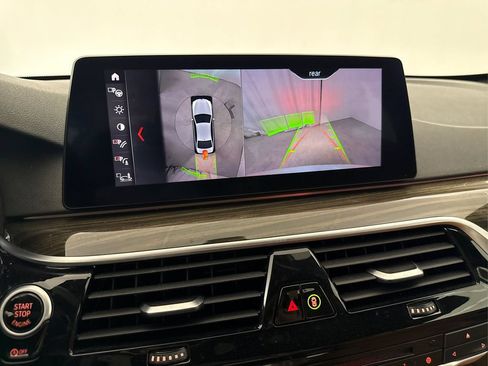 Used 2019 BMW 530i RWD image 40