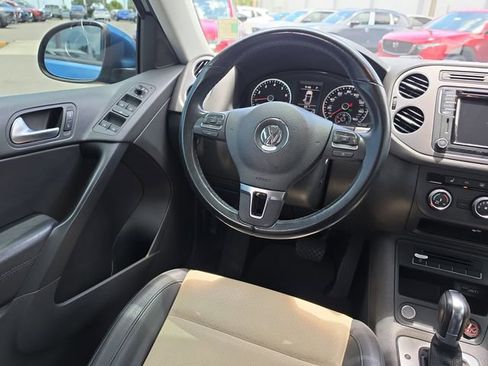 Used 2017 Volkswagen Tiguan S FWD image 9
