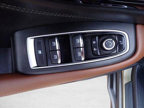 Used 2025 Subaru Outback Touring XT w/ Tech Package 3 AWD/4WD image 15