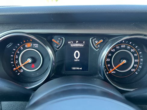 Used 2019 Jeep Wrangler Unlimited Sport S AWD/4WD image 10