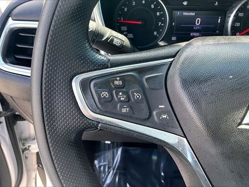 Used 2020 Chevrolet Equinox LT image 19