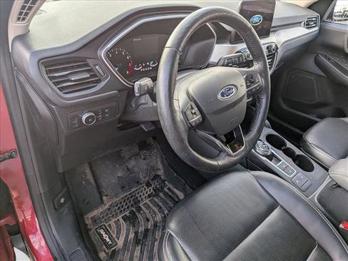Used 2020 Ford Escape SEL image 9