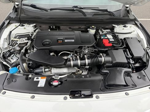 Used 2020 Honda Accord Touring image 20