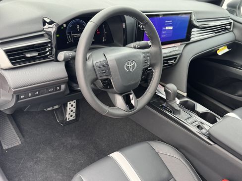 New 2026 Toyota Camry SE FWD image 16