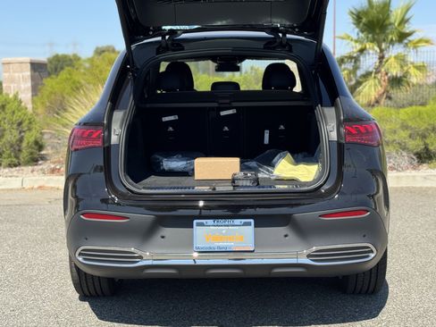 New 2026 Mercedes-Benz EQE 320 4MATIC SUV image 14