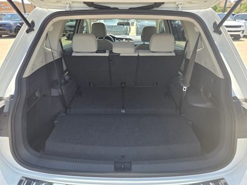Used 2021 Volkswagen Tiguan S image 6