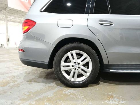 Used 2015 Mercedes-Benz GL 450 4MATIC w/ Parking Assist Package image 13