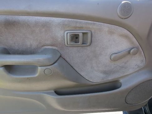 Used 2003 Toyota Tacoma 2WD Xtracab image 18