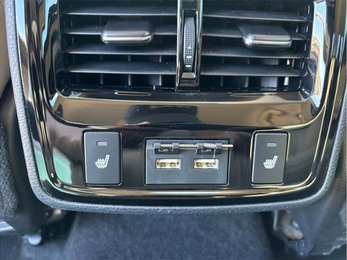 Used 2019 Toyota Avalon Limited w/ Advanced Safety Package image 42