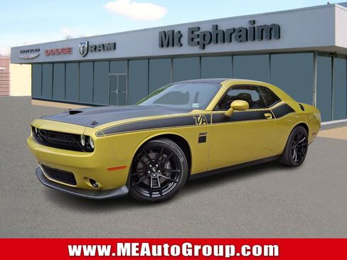 Used 2021 Dodge Challenger R/T Scat Pack w/ T/A Package image 1