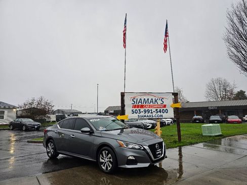 Used 2021 Nissan Altima 2.5 S w/ Driver Assist Package image 1