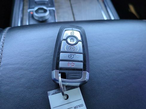 Certified 2021 Ford Expedition Platinum image 29