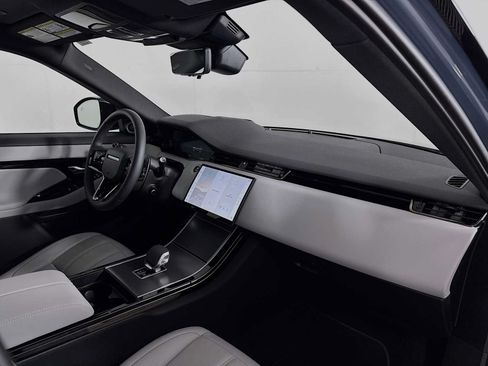 Used 2026 Land Rover Range Rover Evoque S AWD/4WD image 27