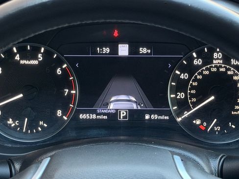 Used 2023 INFINITI QX55 Essential image 35