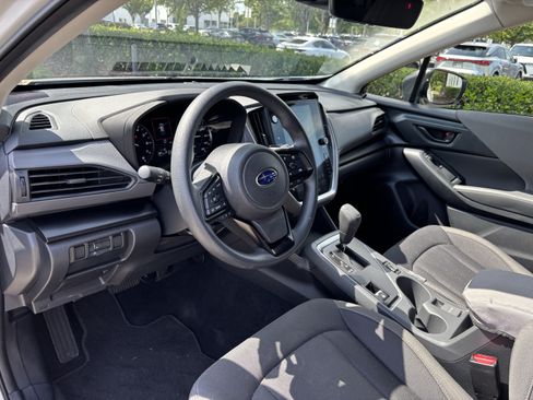 Used 2025 Subaru Crosstrek 2.5i Premium AWD/4WD image 17
