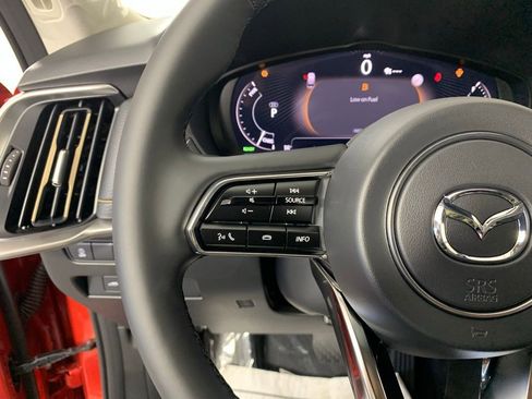 New 2025 MAZDA CX-90 Plug-In Hybrid w/ Preferred image 18