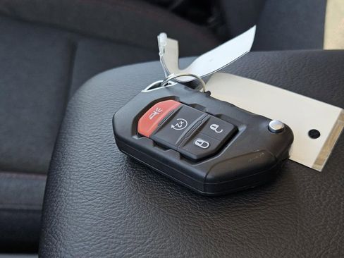 New 2025 Jeep Wrangler Unlimited Rubicon image 25