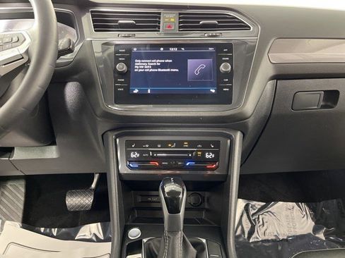Used 2023 Volkswagen Tiguan SE image 20
