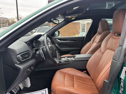 Used 2022 Maserati Levante Modena AWD/4WD image 10