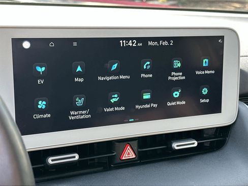 Used 2022 Hyundai Ioniq 5 Limited image 30